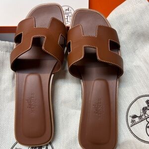 Hermès Tan Leather Sandals, Soles- size euro 35/us 5-5.5 ORAN Sandal